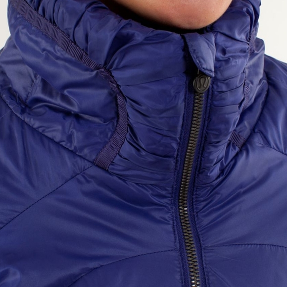 Lululemon Down Town Puffy Jacket, Color Pigment Blue - Picture 4 of 11